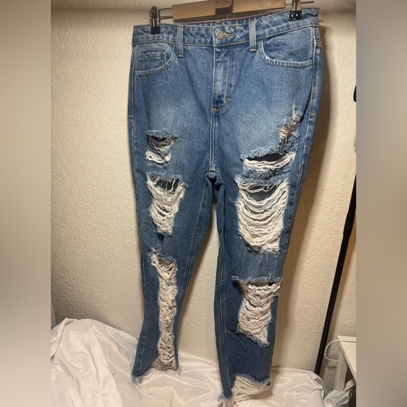 Fashion Nova Denim - Blue Boyfriend Jeans with Distressed Details